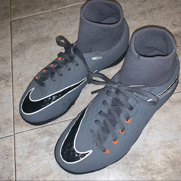 Nike Skin Gray Indoor Cleats Hypervenom X - Picture 3 of 12